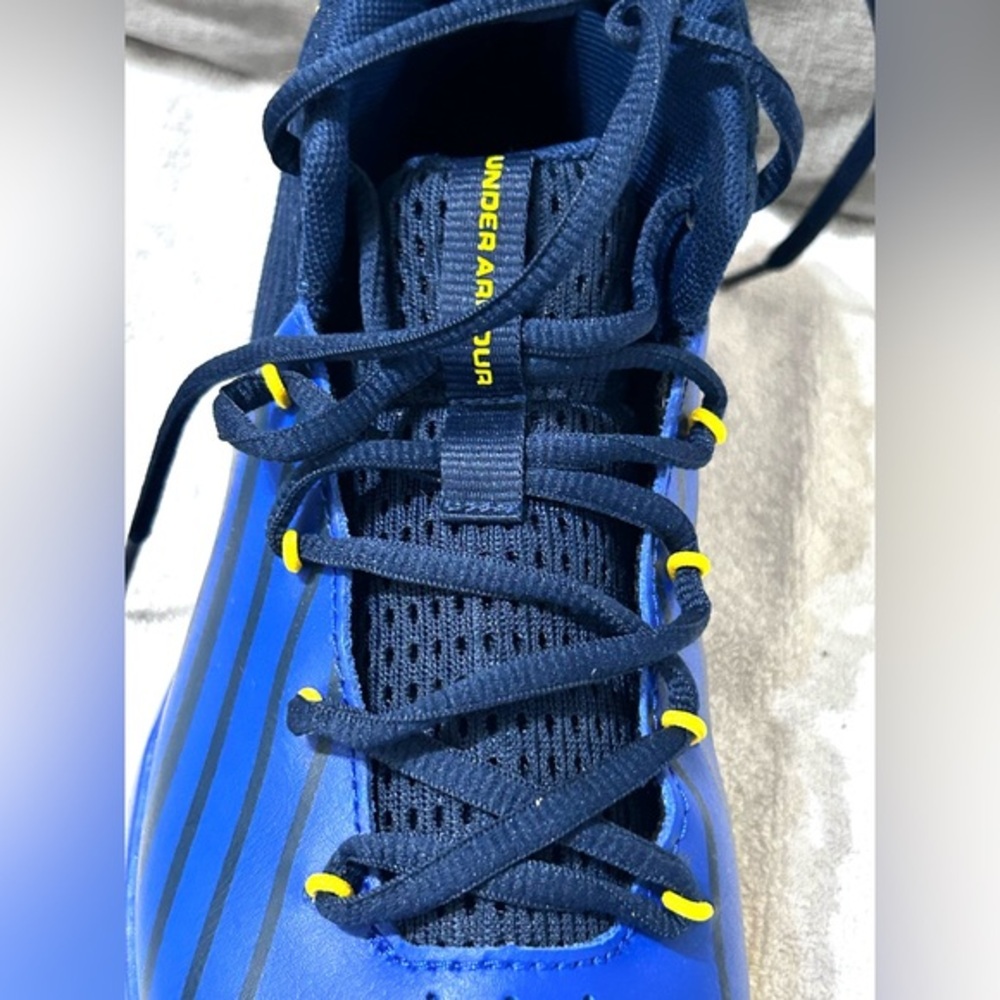 Under armour youth lockdown blue and yellow‎ sneakers size 6, barely worn - Picture 15 of 15